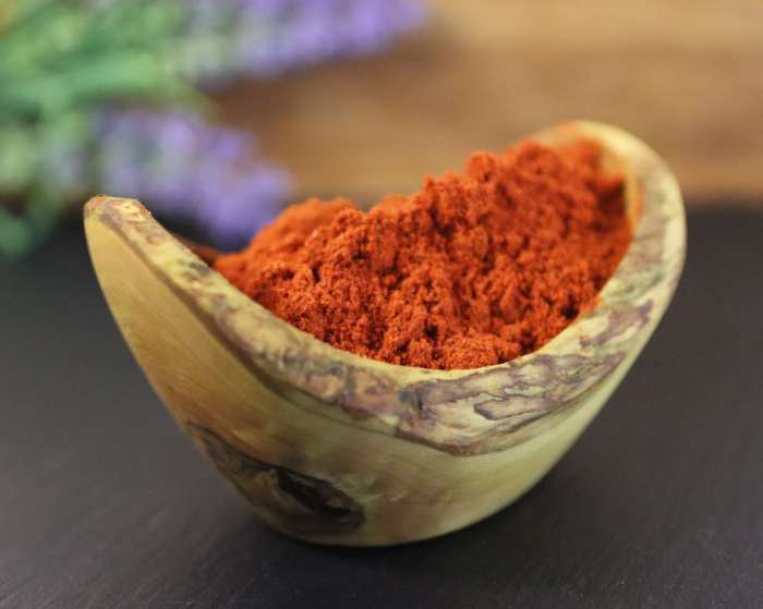ungarischer Paprika gemahlen scharf